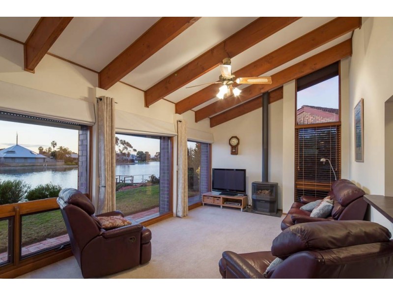 25 Anthea Court, West Lakes SA 5021