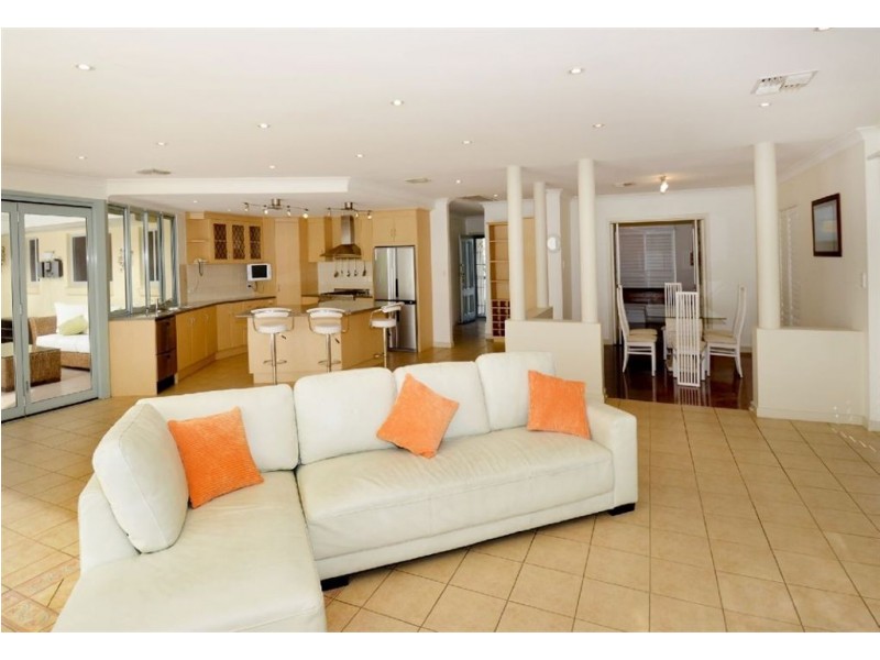 39 French Crescent, Trott Park SA 5158