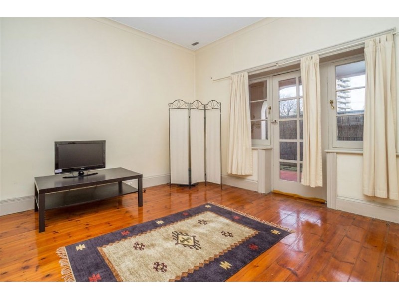 16 Sturt Street, Glenelg North SA 5045