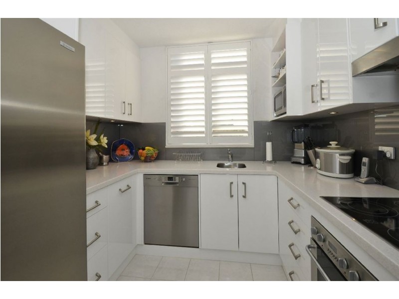 16/13 South Esplanade, Glenelg SA 5045