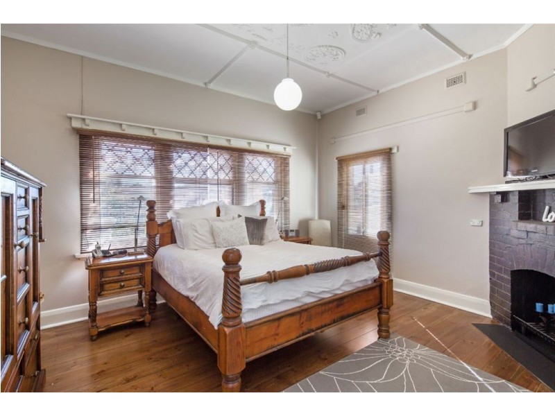 22 Alma Street, Glenelg South SA 5045