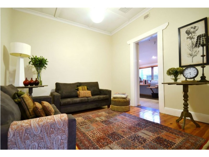 7 Dryden Road, Black Forest SA 5035