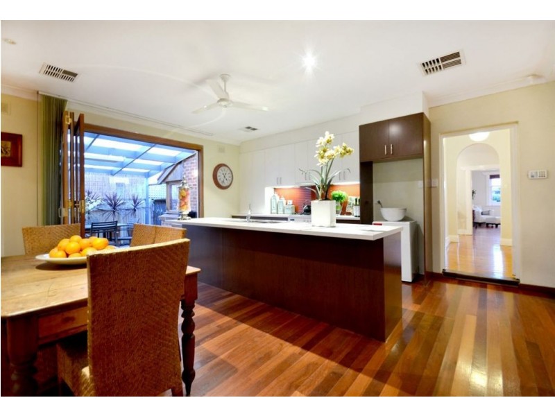 7 Dryden Road, Black Forest SA 5035