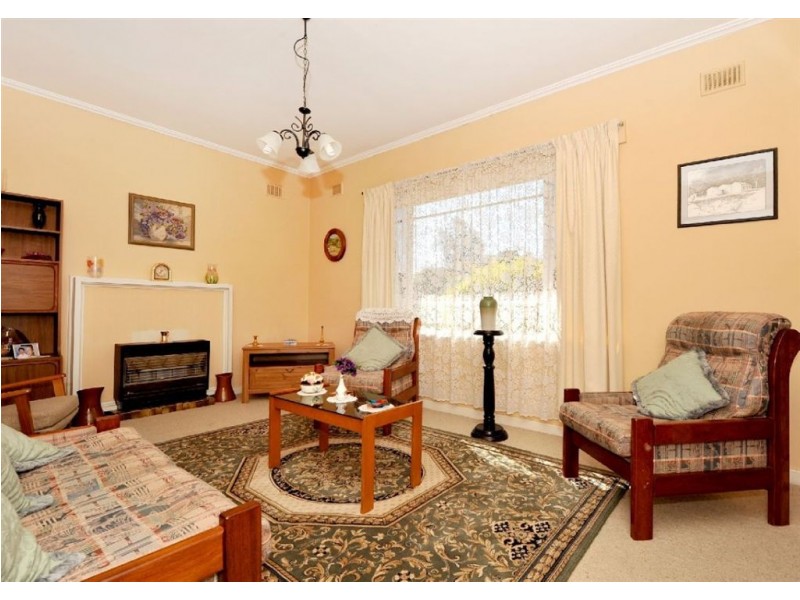 4 Stradbroke Avenue, Plympton Park SA 5038