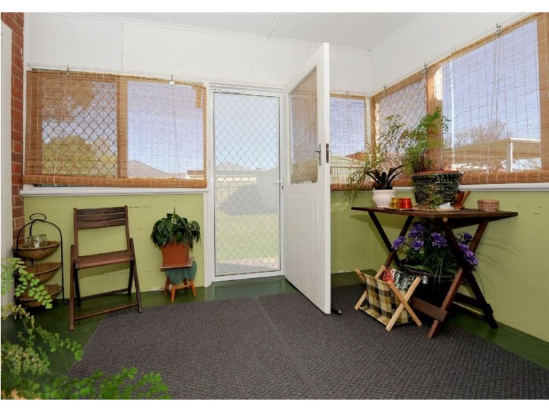 4 Stradbroke Avenue, Plympton Park SA 5038