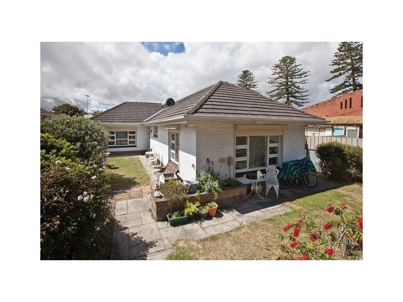 36 Penzance Street, Glenelg SA 5045