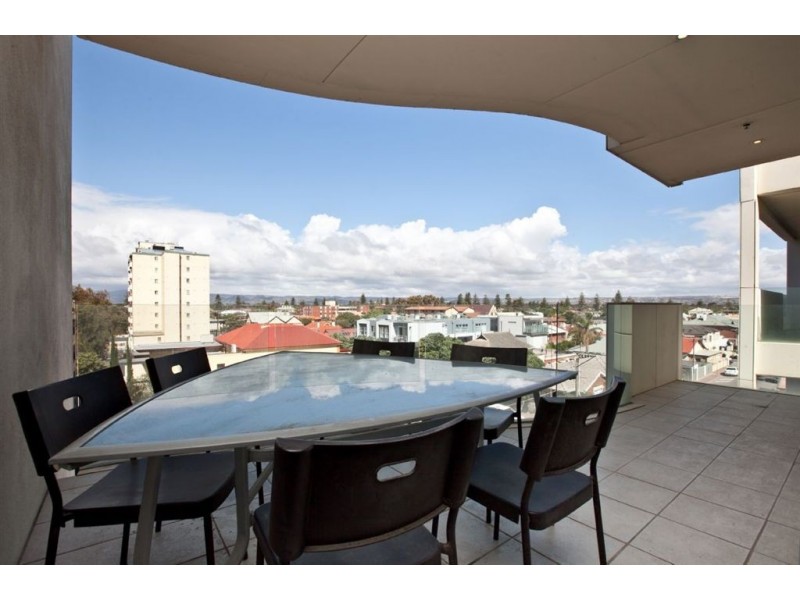 14/2 South Esplanade, Glenelg SA 5045