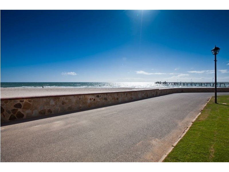 14/2 South Esplanade, Glenelg SA 5045