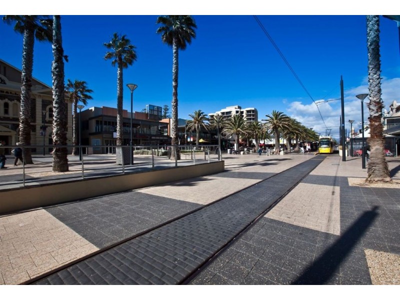 14/2 South Esplanade, Glenelg SA 5045