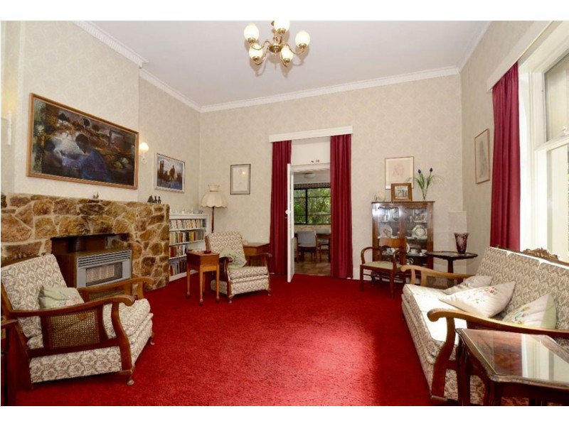 2 Edgecumbe Parade, Blackwood SA 5051