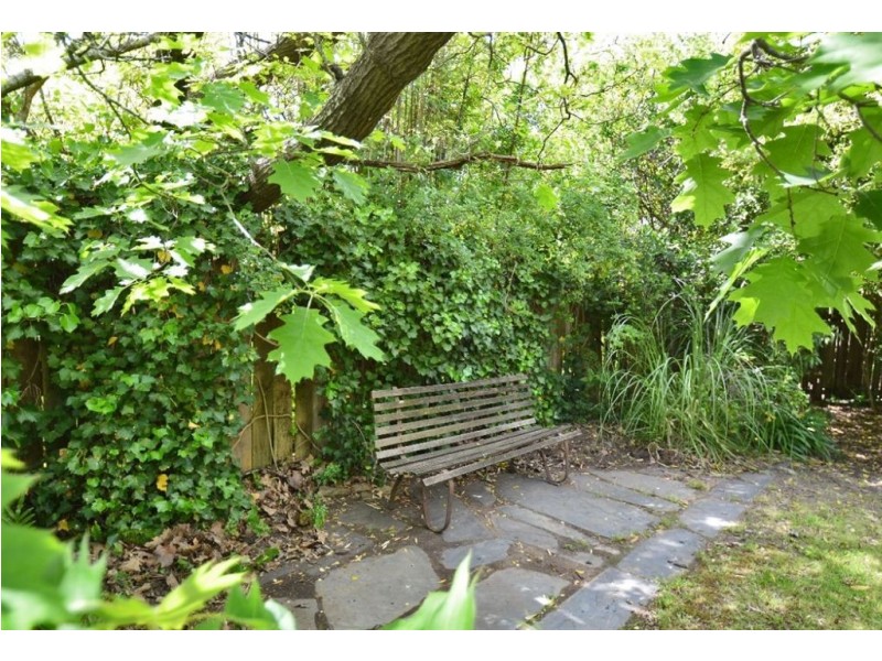 2 Edgecumbe Parade, Blackwood SA 5051