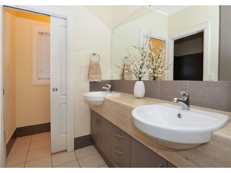 5 Lacebark Court, Flagstaff Hill SA 5159