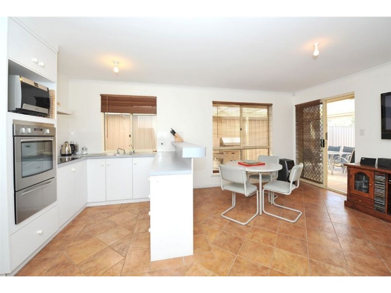 17 Birch Avenue, Seaford SA 5169