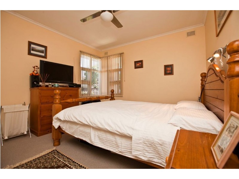 1/24 Penzance Street, Glenelg SA 5045