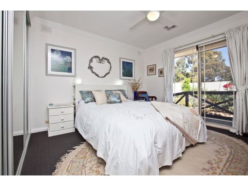 25 Ross Street, Seaview Downs SA 5049