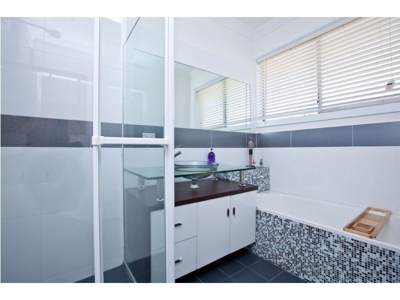 25 Ross Street, Seaview Downs SA 5049