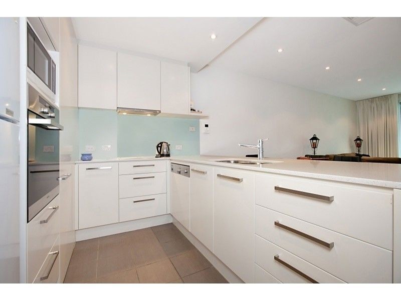 17/155 Brebner Drive, West Lakes SA 5021