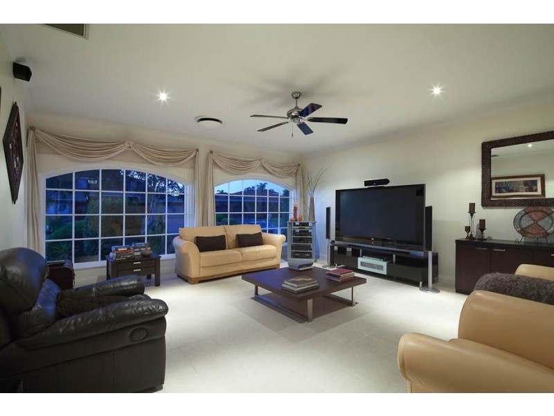5 Pyers Court, West Lakes SA 5021