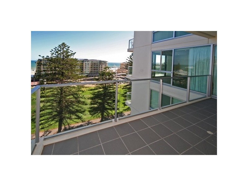 902/25 Colley Terrace, Glenelg SA 5045