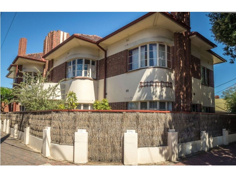 2/88 Moseley Street, Glenelg South SA 5045