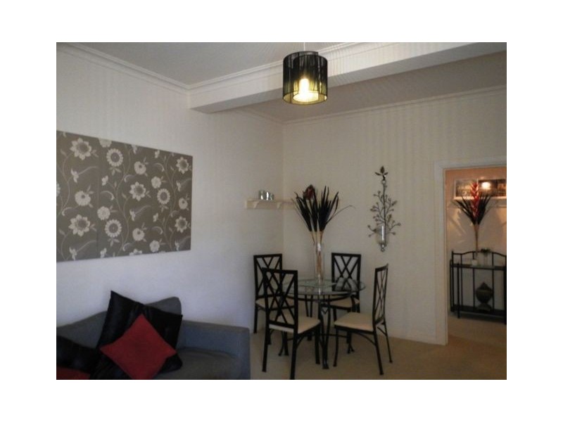 2/88 Moseley Street, Glenelg South SA 5045