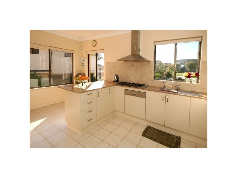 8 Sheidow Terrace, Marino SA 5049