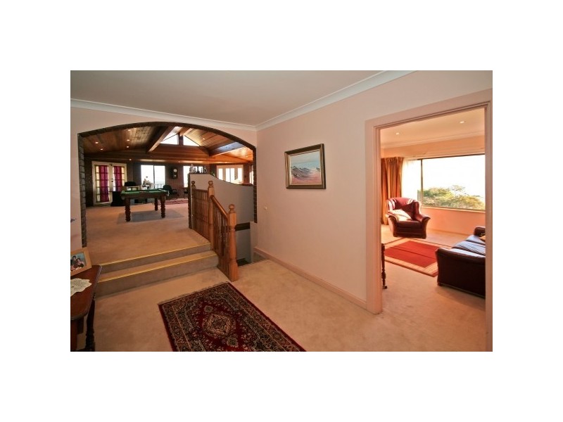 8 Sheidow Terrace, Marino SA 5049