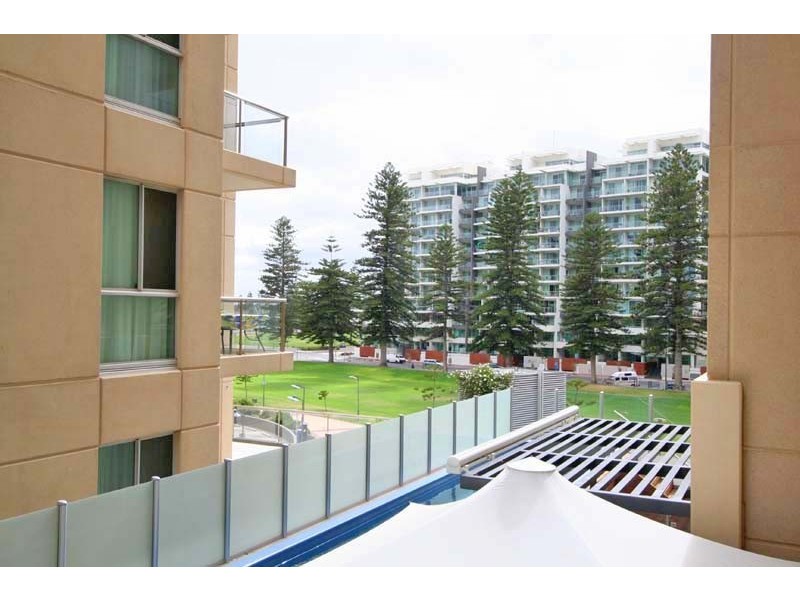 304/19 Holdfast Promenade, Glenelg SA 5045