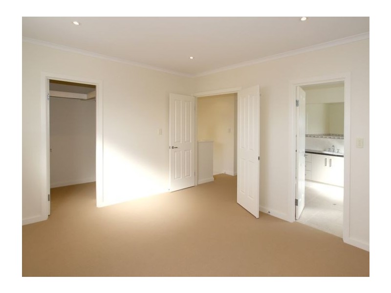 2 Hatwell Court, Underdale SA 5032