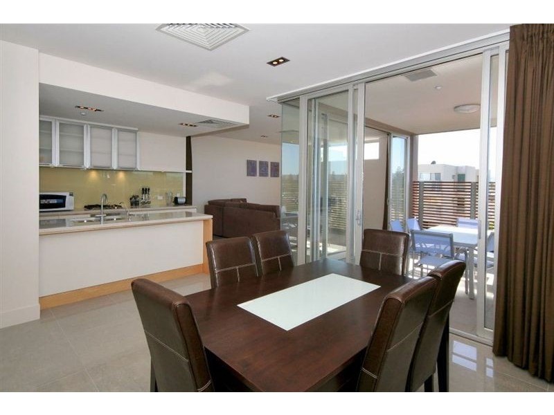 3.4/8-9 North Esplanade, Glenelg North SA 5045