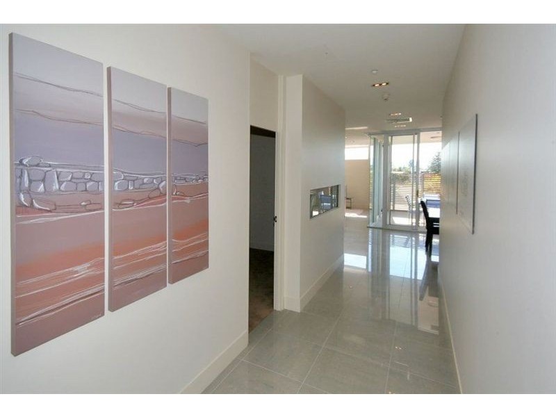 3.4/8-9 North Esplanade, Glenelg North SA 5045