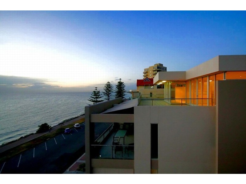 4.1/8-9 North Esplanade, Glenelg North SA 5045