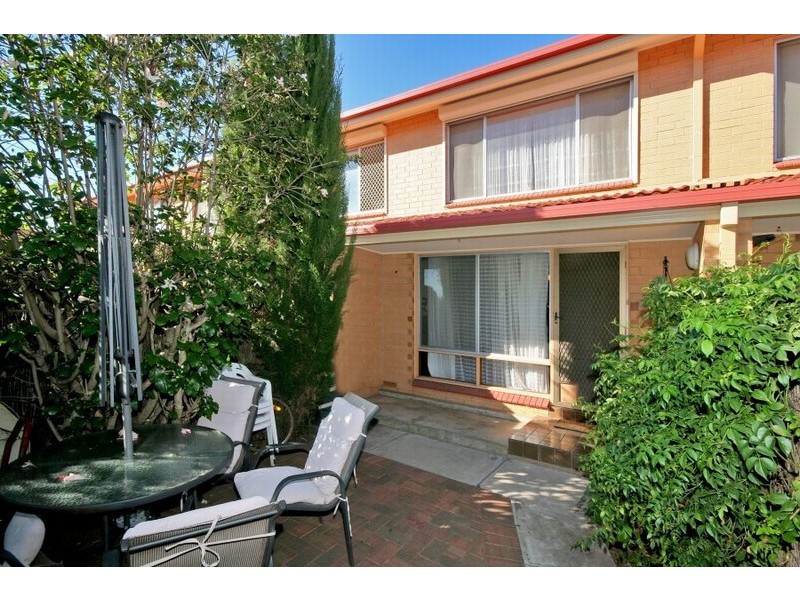 11/2 Evans Crescent, Oaklands Park SA 5046