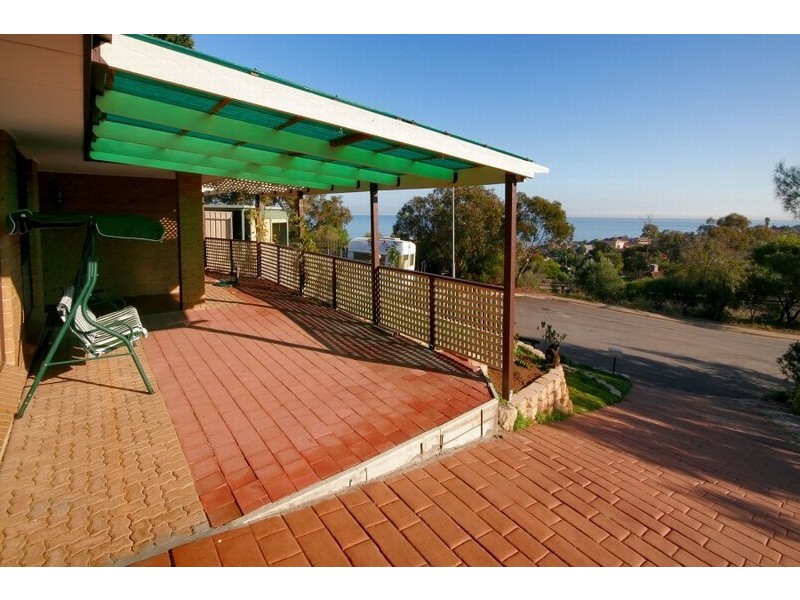 16 Reliance Road, Hallett Cove SA 5158