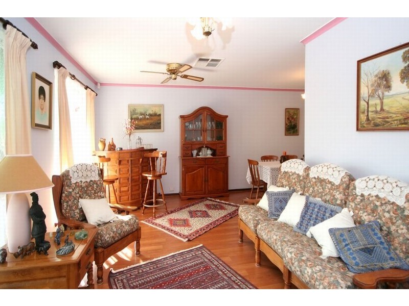 16 Reliance Road, Hallett Cove SA 5158