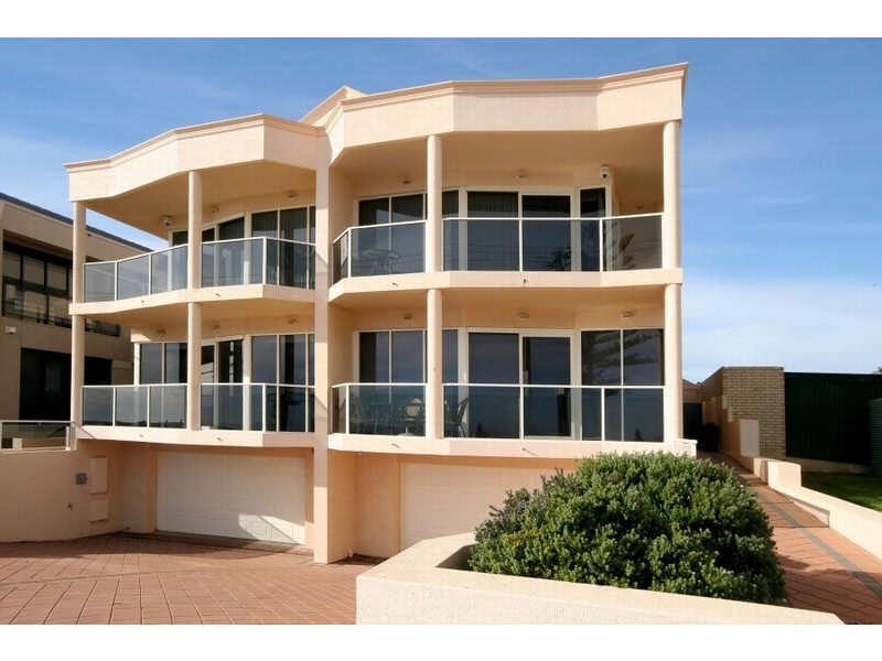 15 North Esplanade, Glenelg North SA 5045