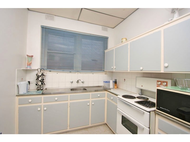 2/8 Maxwell Terrace, Glenelg East SA 5045