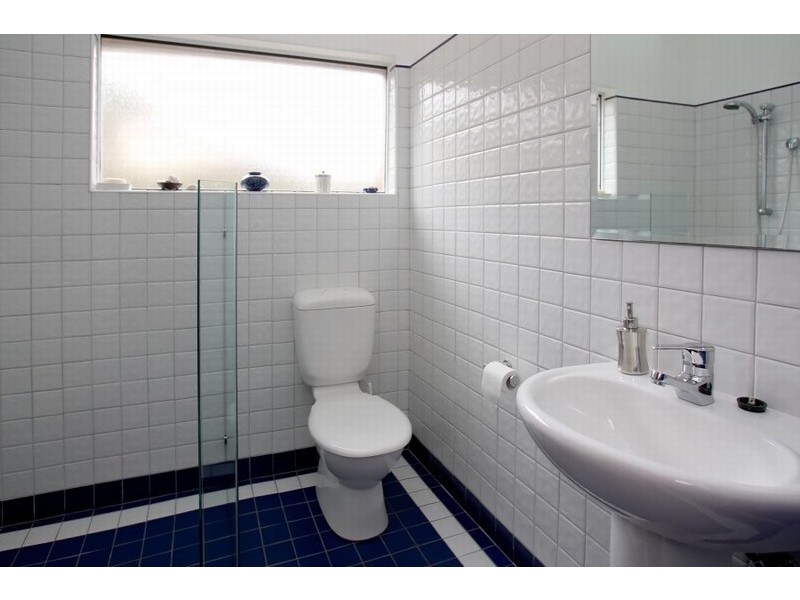 3 Gazeby Street, Glandore SA 5037