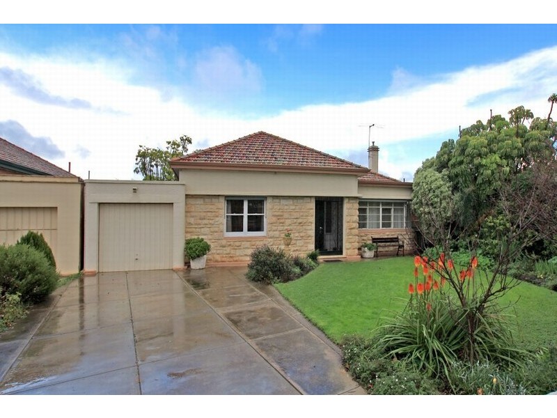 15 Winston Crescent, Glengowrie SA 5044