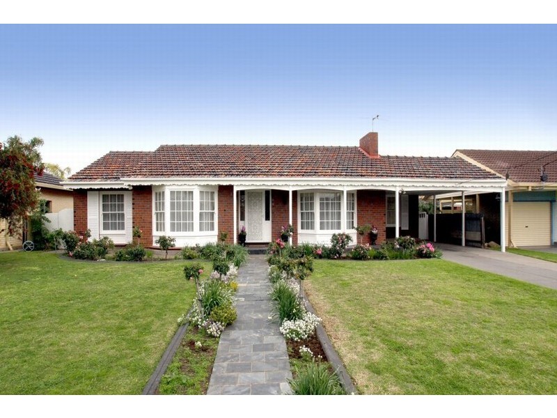 18 Windermere, Novar Gardens SA 5040
