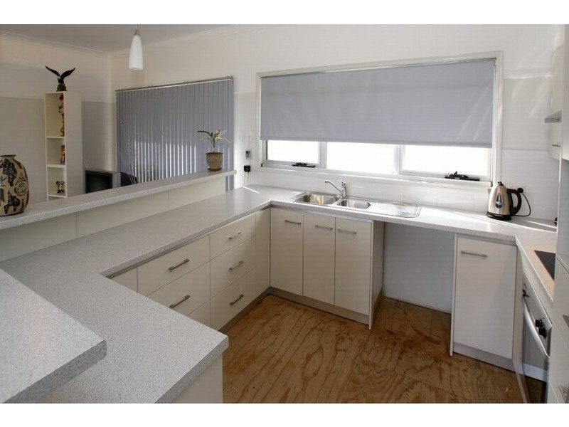 2 Elly Court, Darlington SA 5047