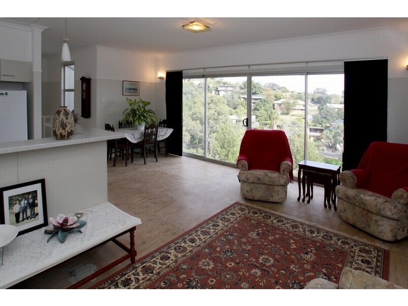 2 Elly Court, Darlington SA 5047