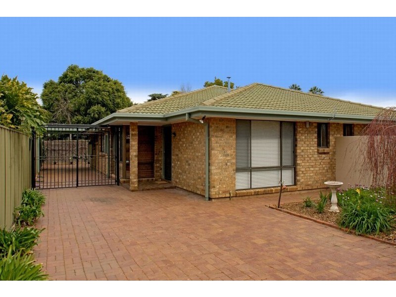 1/19 Essex Street, Brighton SA 5048