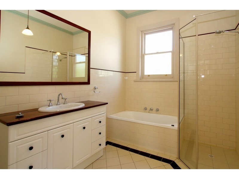 10 Sixth Ave, Cheltenham SA 5014