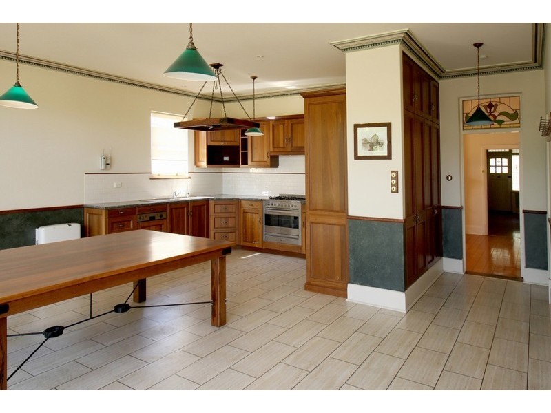 10 Sixth Ave, Cheltenham SA 5014
