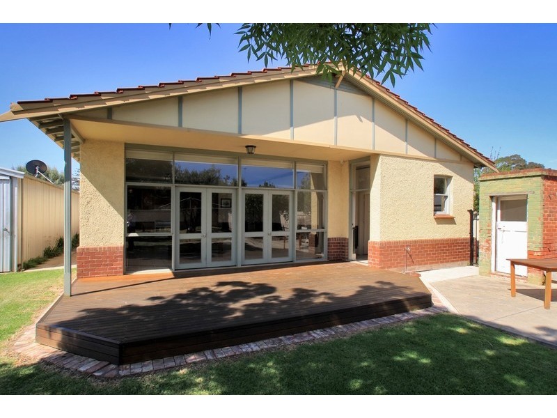 10 Sixth Ave, Cheltenham SA 5014