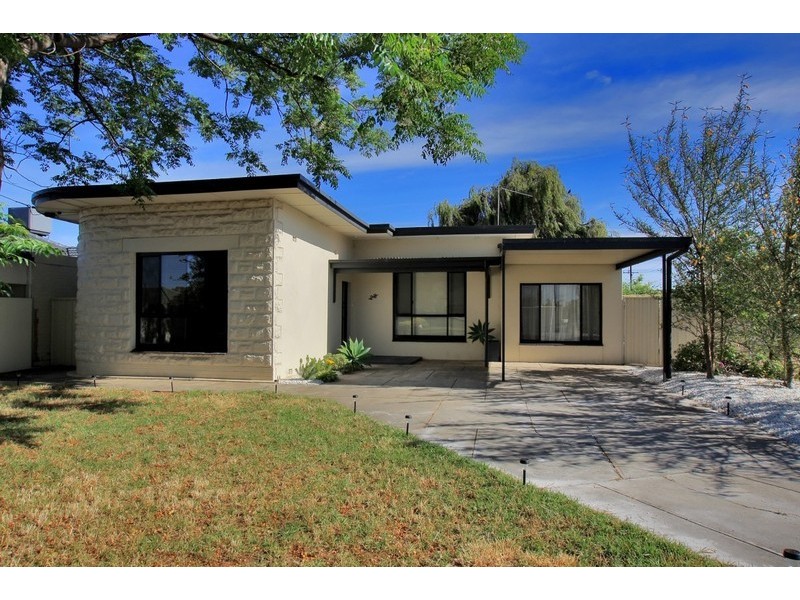 28 Dingera Ave, North Plympton SA 5037