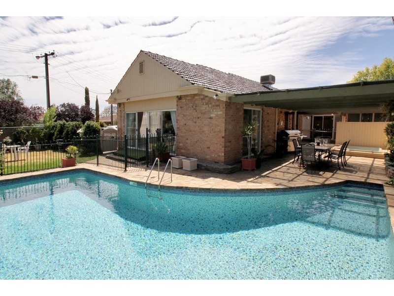 3 Kersley Avenue, Glengowrie SA 5044