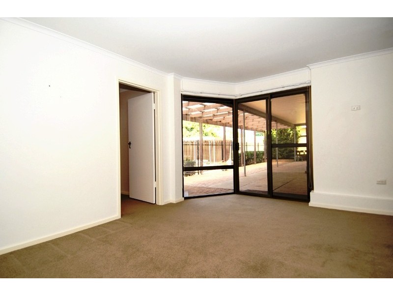 8 Karatta Avenue, Campbelltown SA 5074