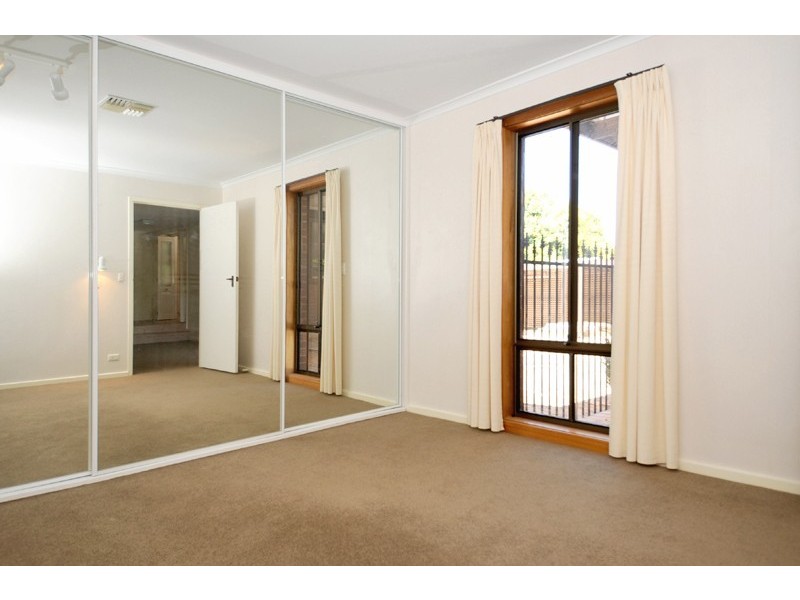 8 Karatta Avenue, Campbelltown SA 5074